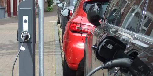 Ecars-charge-point.jpg